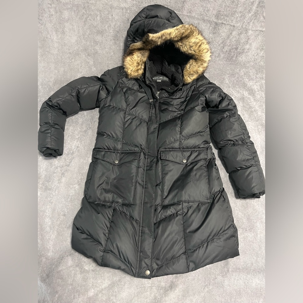 Women's Lodge Cascadian Down Parka, Size- Medium - Picture 7 of 13